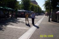 Het is het Centrum van Sabac (straat is gesloten voor autos). In het centrum zijn veel terrasen en gezelligheid, vooral 's middags en 's avonds.